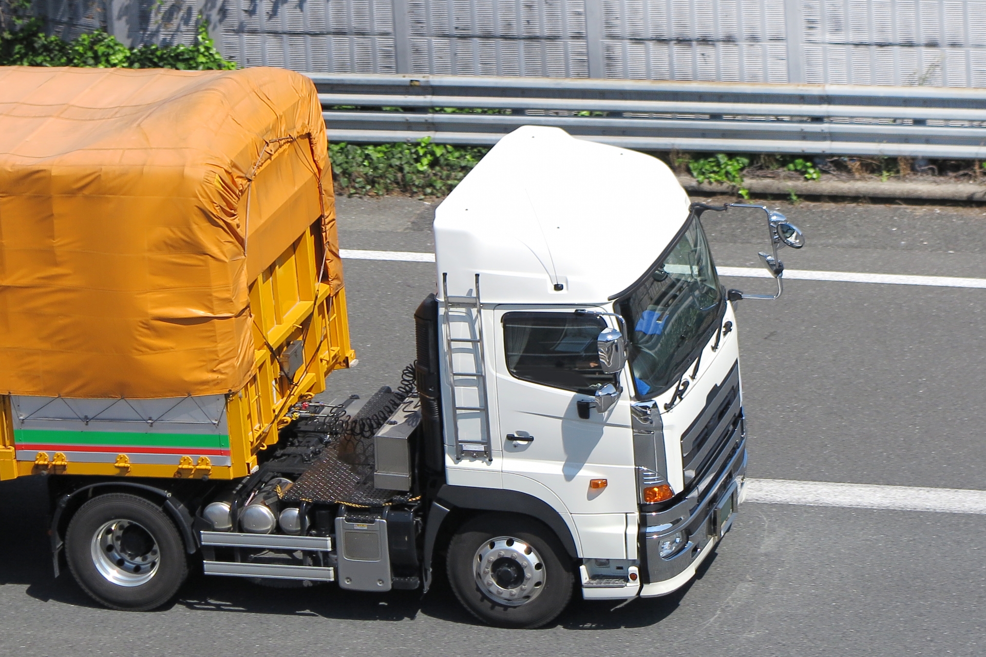 特車申請 保安基準緩和申請 制限外積載許可 道路通行許可 道路使用許可 事業支援のことなら茅ヶ崎市の木村行政書士事務所へ